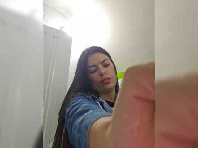 Estefanii-R webcam
