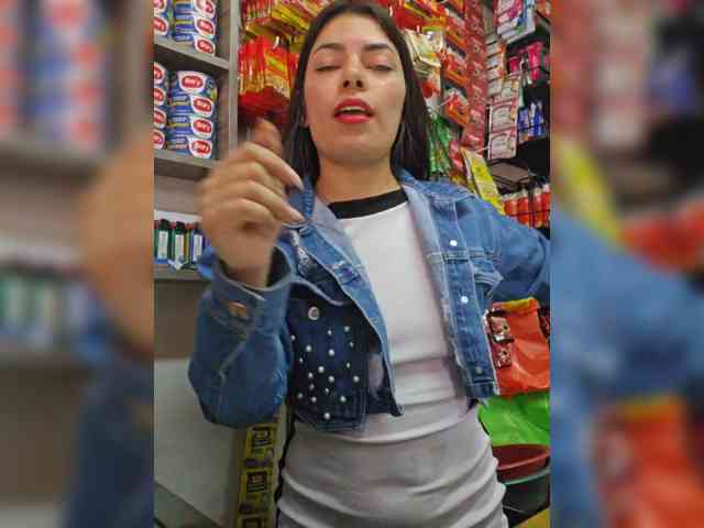 Estefanii-R webcam