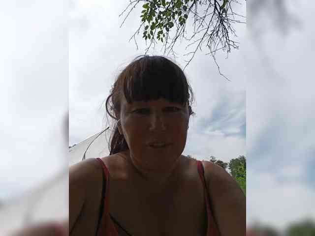 chat on line Luu-Lii77