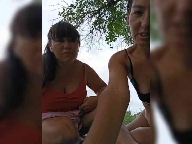online cam to cam Luu-Lii77