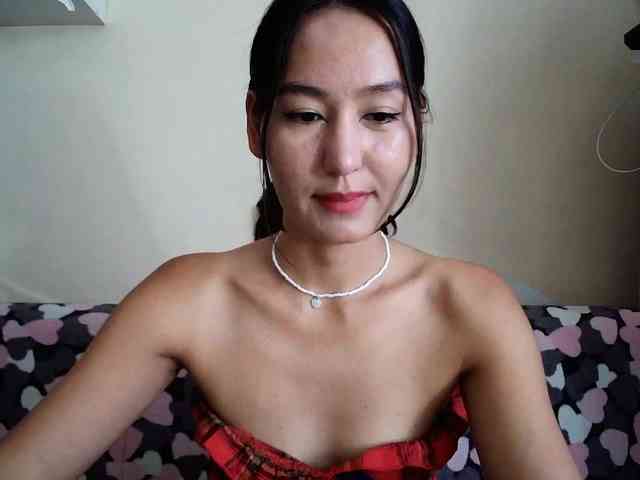 porn stripper Luu-Lii77