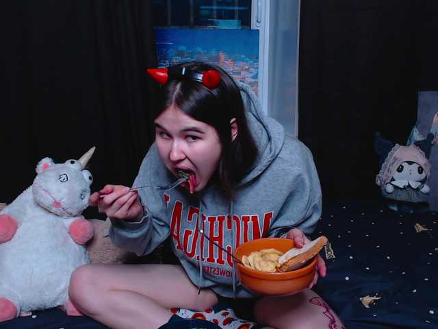  littleowlx chat room
