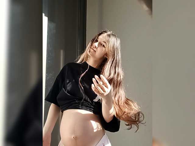 littleowlx's BongaCams show and profile