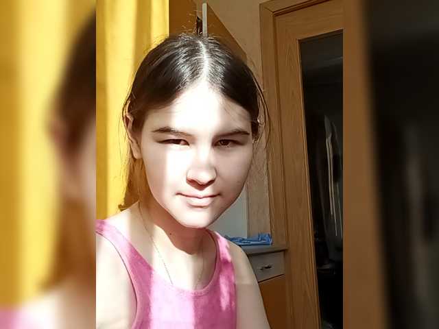 littleowlx's BongaCams show and profile