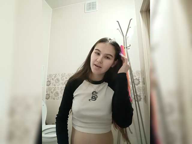 littleowlx's BongaCams show and profile