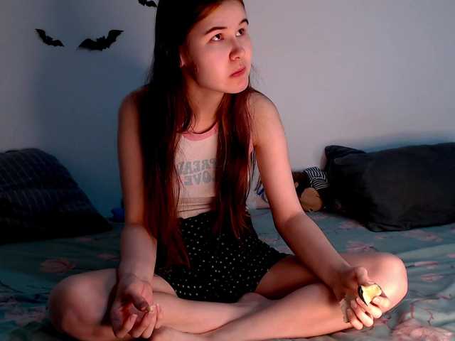 littleowlx from BongaCams