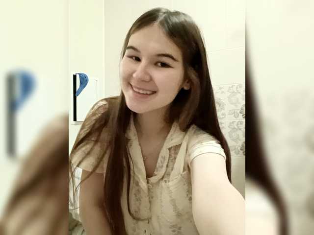 littleowlx's BongaCams show and profile