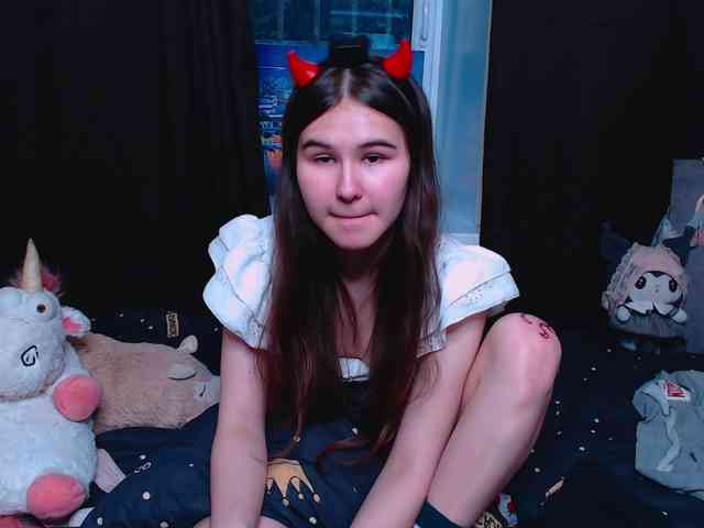live on webcam Littleowlx