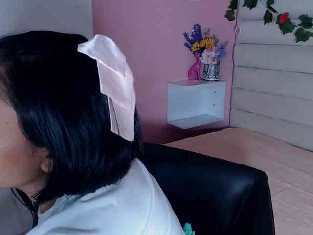 VictoriaNait webcam