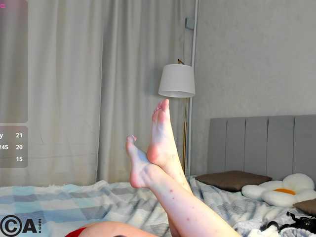  Carrie-Foster chat room