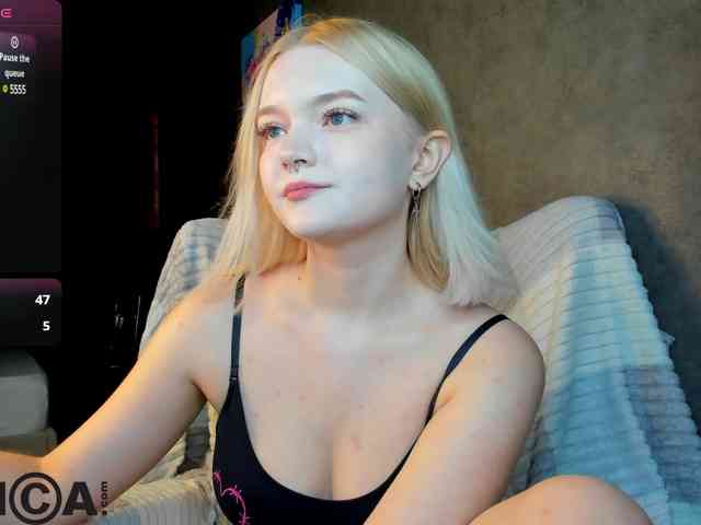 Carrie-Foster webcam