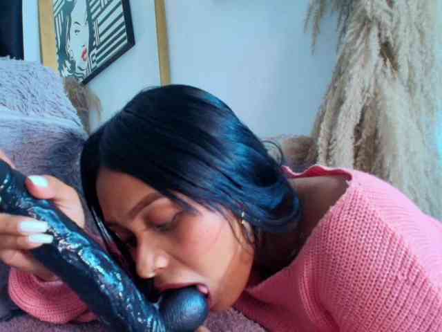 Melany-Miller webcam