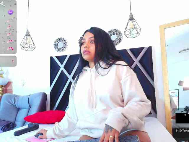 Melany-Miller webcam