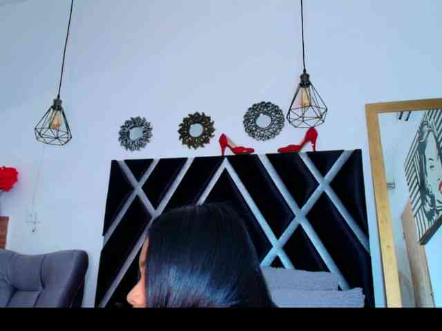 Melany-Miller webcam