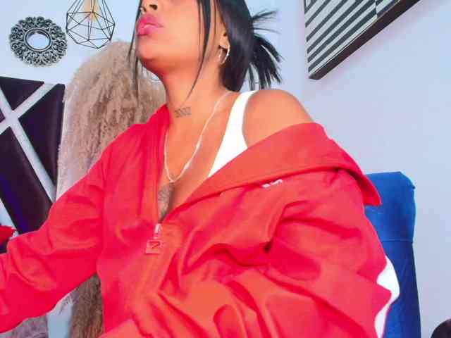 Melany-Miller webcam