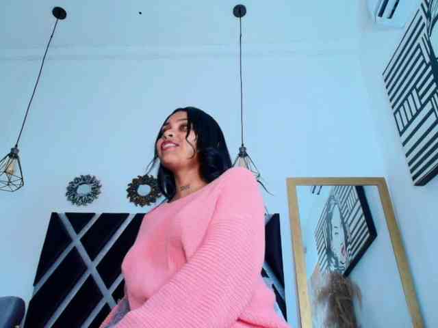 Melany-Miller webcam