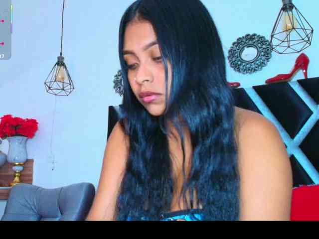 Melany-Miller webcam