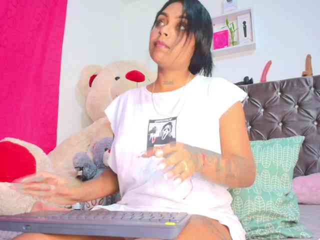 Melany-Miller Melany-Miller