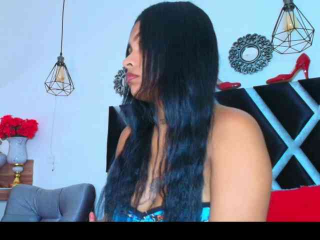 Melany-Miller webcam