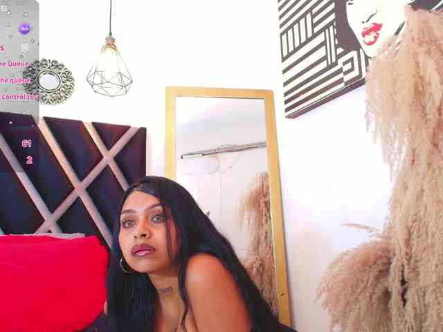 Melany-Miller webcam