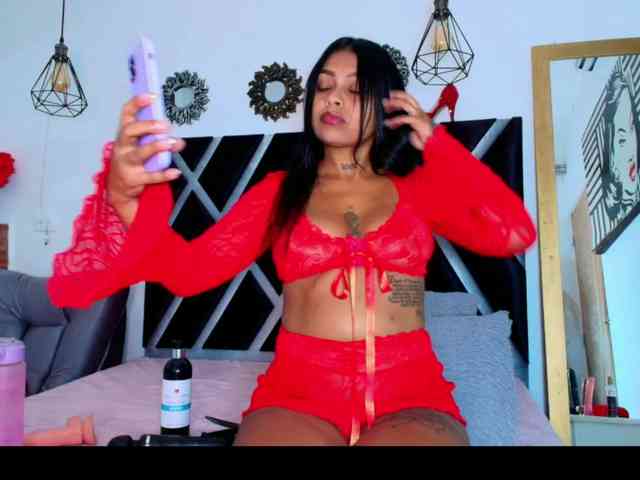 Melany-Miller webcam