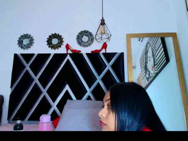 Melany-Miller webcam