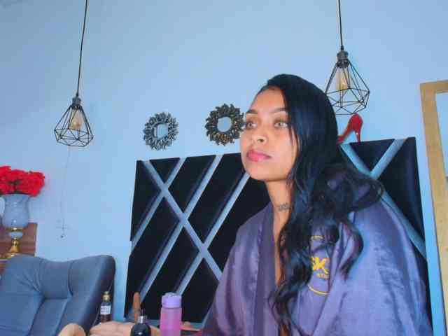 Melany-Miller webcam