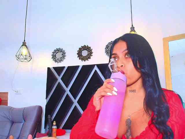 Melany-Miller webcam