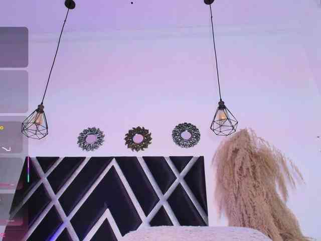 Melany-Miller webcam