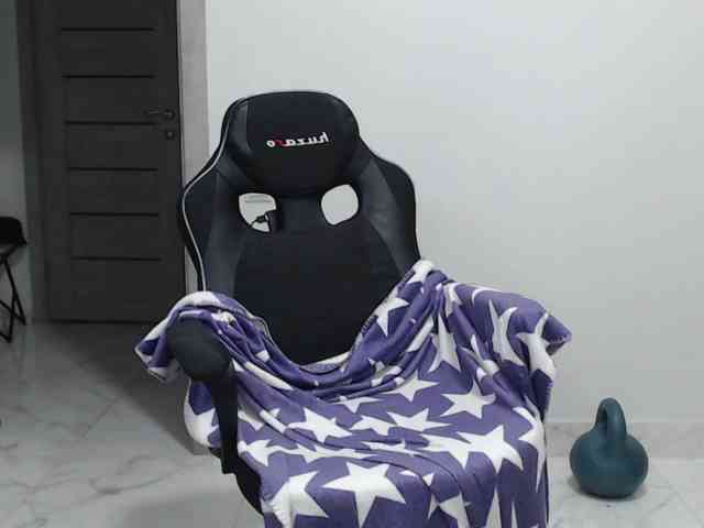 maxi-foxxx maxi-foxxx