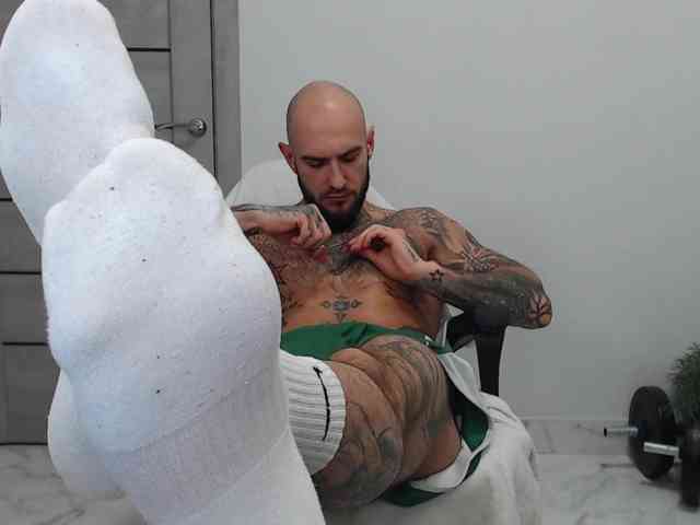 maxi-foxxx Live Webcam on BongaCams