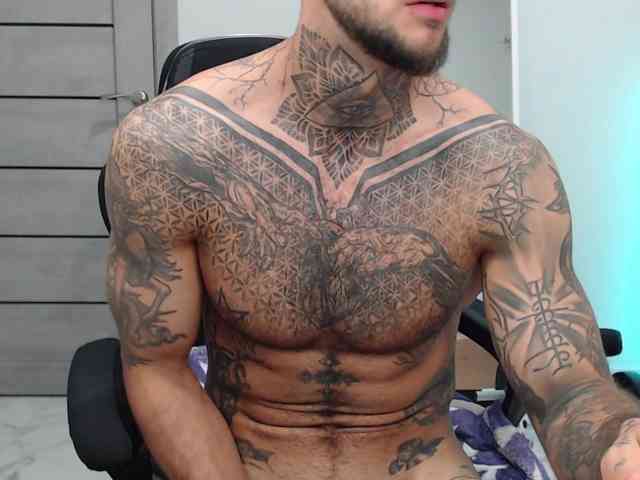 MaXi-FoXXX