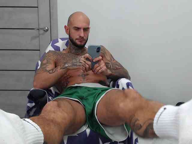 MaXi-FoXXX