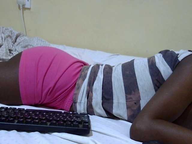 Miss-beauty webcam bongacams model stream image