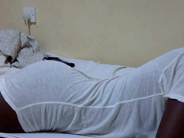 Miss-beauty webcam bongacams model stream image