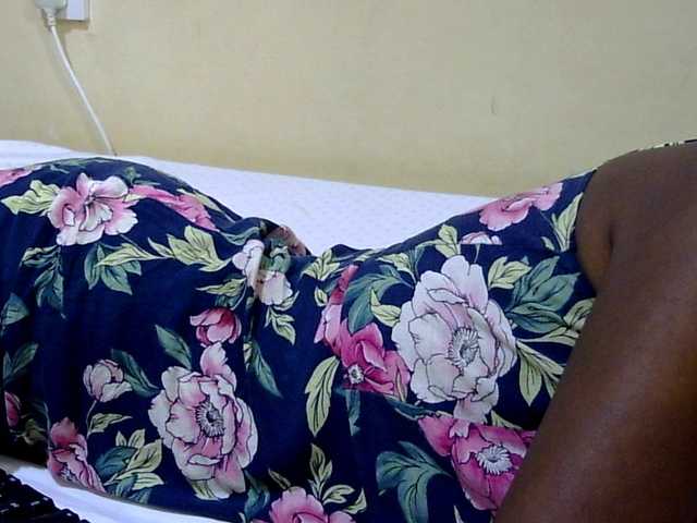 Miss-beauty's BongaCams show and profile