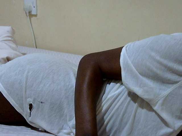 Miss-beauty's BongaCams show and profile