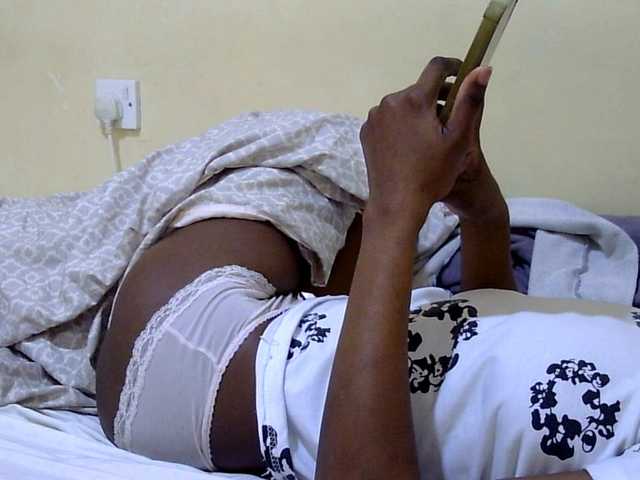 Miss-beauty's BongaCams show and profile