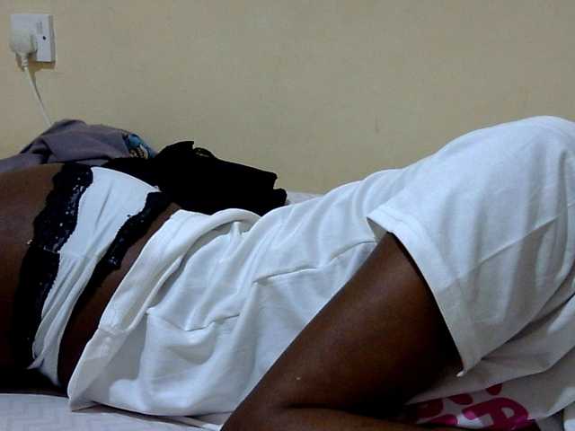 Miss-beauty's BongaCams show and profile