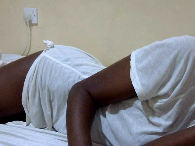 Miss-beauty webcam bongacams model stream image