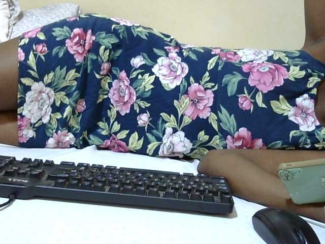 Miss-beauty webcam bongacams model stream image