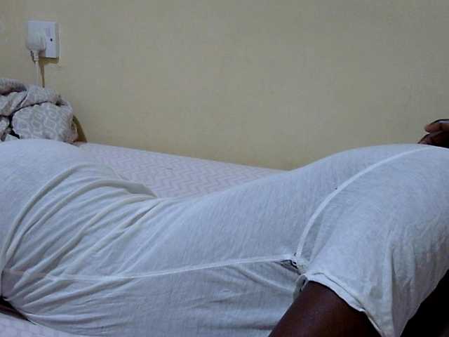 Miss-beauty's BongaCams show and profile