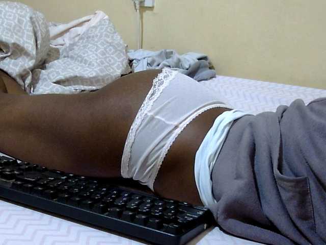 Miss-beauty's BongaCams show and profile