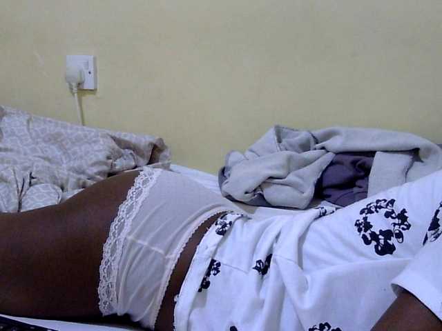 Miss-beauty's BongaCams show and profile