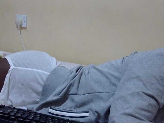 Miss-beauty webcam bongacams model stream image