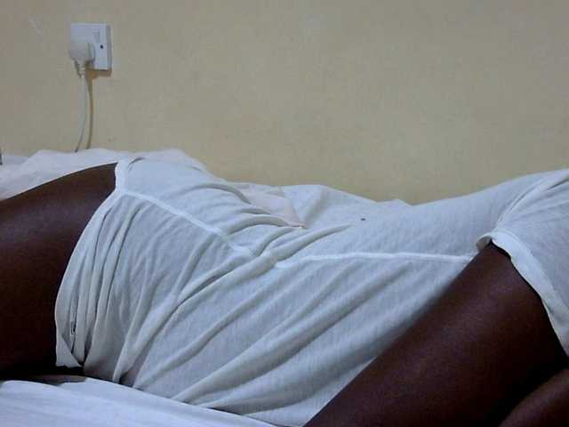 Miss-beauty webcam bongacams model stream image