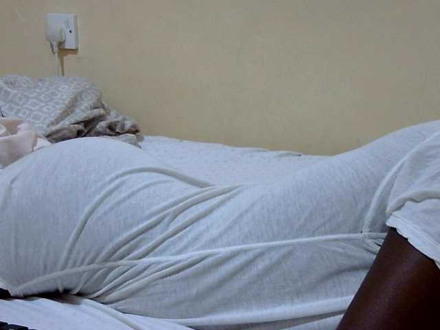 Miss-beauty's BongaCams show and profile