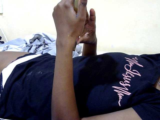 Miss-beauty's BongaCams show and profile