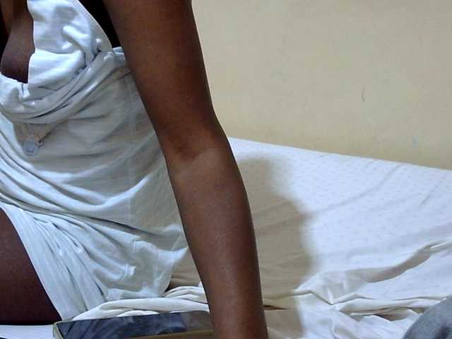 Miss-beauty's BongaCams show and profile