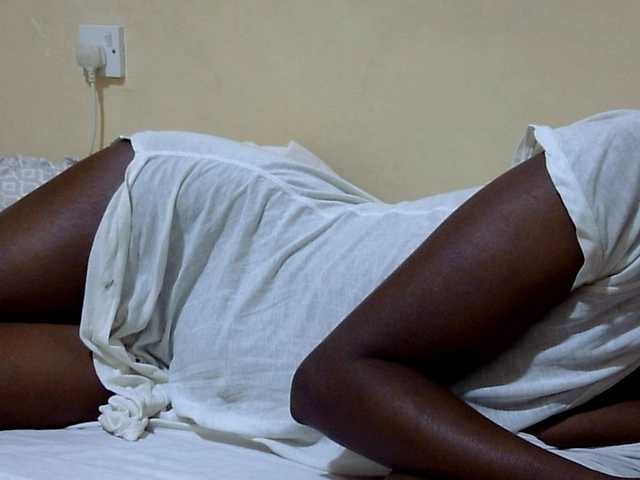 Miss-beauty webcam bongacams model stream image